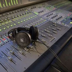 Audio-Technica - ATH-R70x Headphones For Beginners