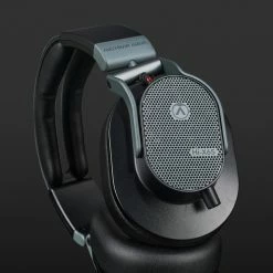 Flagship Headphones Austrian Audio - Hi-X65
