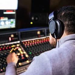 Flagship Headphones Austrian Audio - Hi-X65