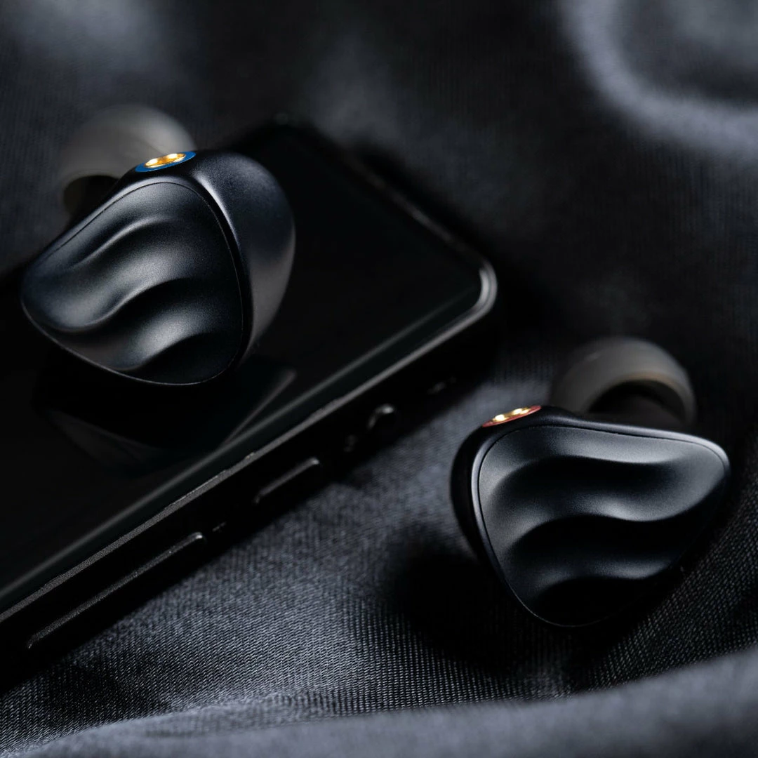 Wholesale ⭐ In-Ears For Beginners FiiO - FH3 🎁 12 In-Ears For Beginners FiiO - FH3