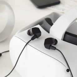 Final Audio Final - VR3000 In-Ears For Beginners