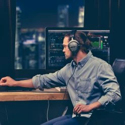 Beyerdynamic - DT 1990 PRO