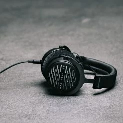 Beyerdynamic - DT 1990 PRO