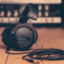 Beyerdynamic - DT 1990 PRO