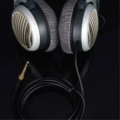 Brand new ๐งจ Beyerdynamic - DT 990 Edition โญ 97 Beyerdynamic - DT 990 Edition