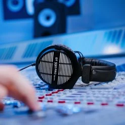 Beyerdynamic - DT 990 Pro Headphones For Beginners