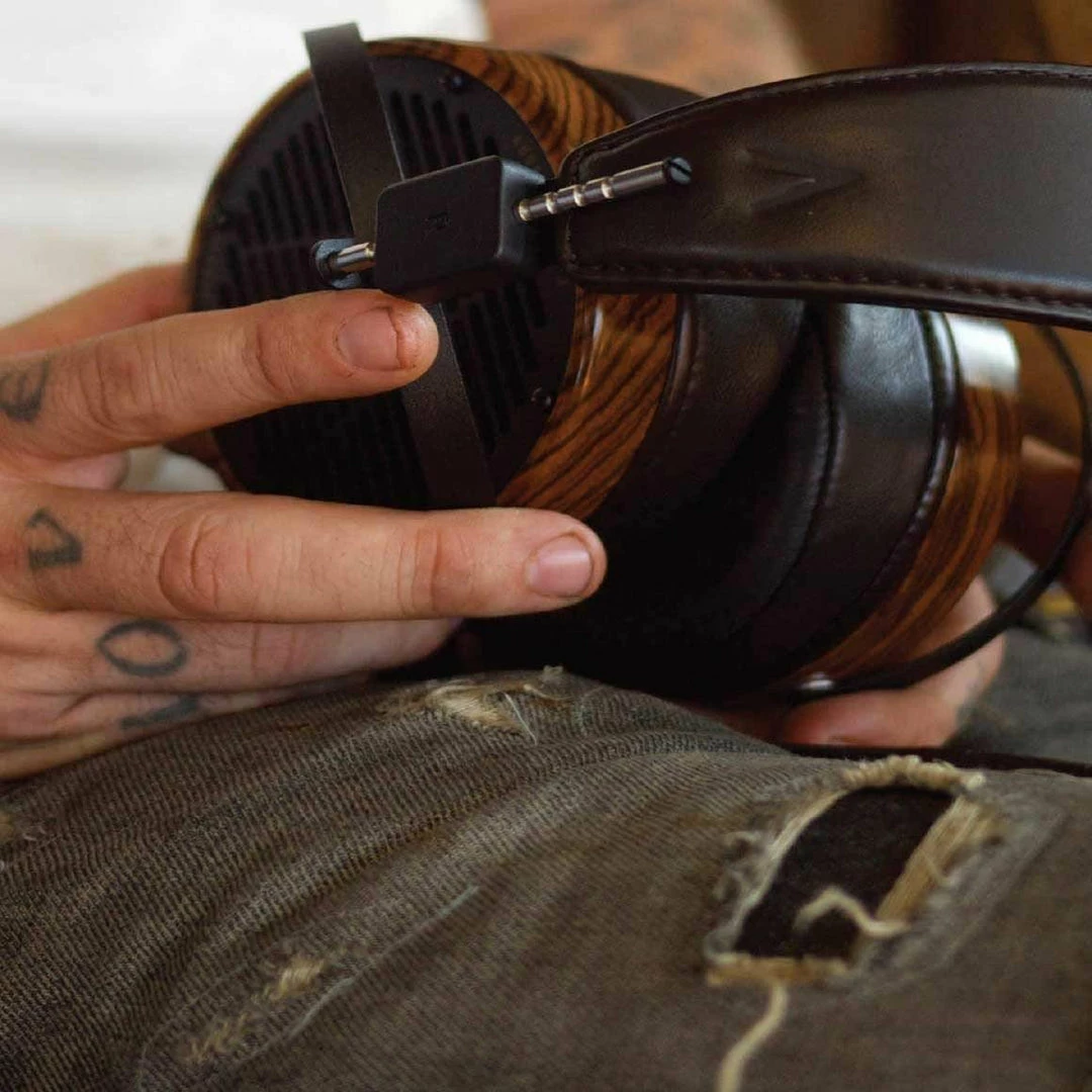 Best reviews of ๐ฅ Flagship Headphones Audeze - LCD-3 ๐ 9 Flagship Headphones Audeze - LCD-3