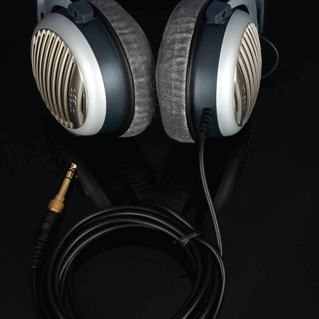 Brand new ๐งจ Beyerdynamic - DT 990 Edition โญ 18 Beyerdynamic - DT 990 Edition